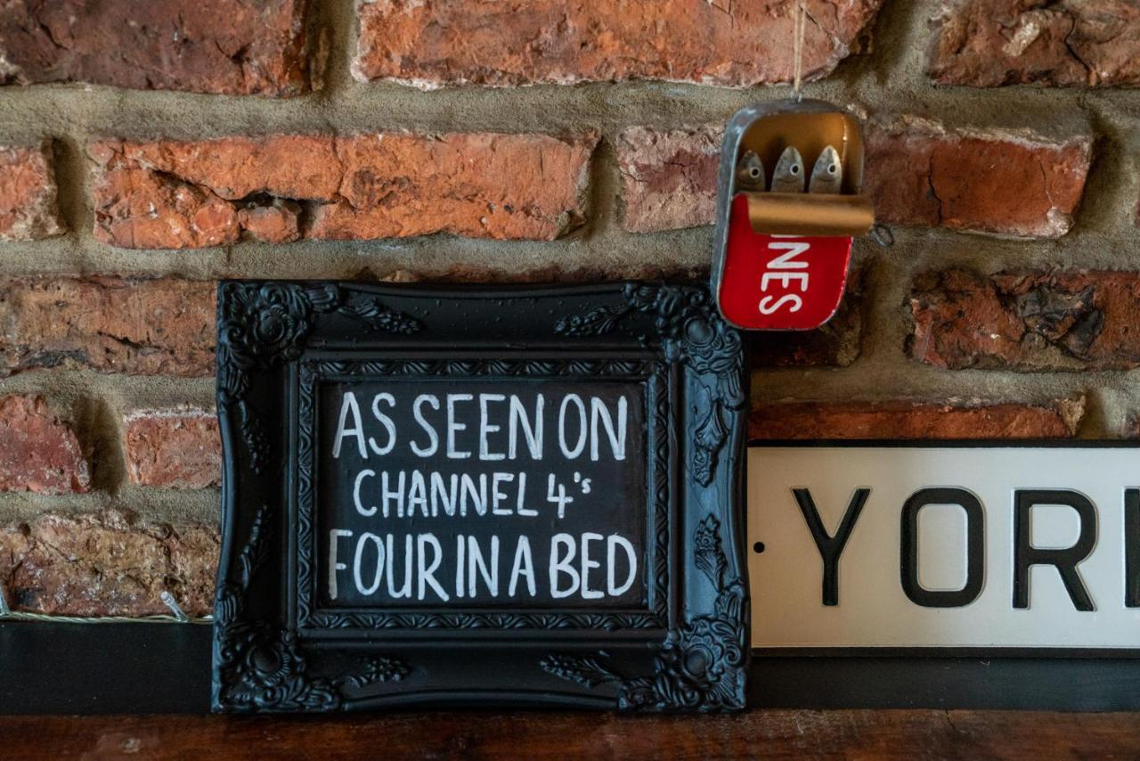 Grantham Arms Hotel Boroughbridge Kültér fotó